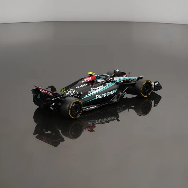 (2024) F1 Miniatura Mercedes-AMG W15