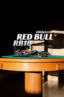 MINIATURA F1 RED BULL RB18 / M. VERSTAPPEN - ESCALA 1:10 COM 53CM
