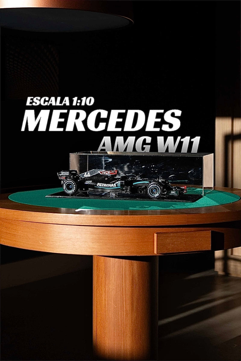 MINIATURA F1 MERCEDES AMG W11 / L. HAMILTON - ESCALA 1:10 COM 53CM