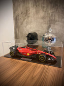 MINIATURA F1 FERRARI F1-75 / C.LECLERC - ESCALA 1:10 COM 53CM