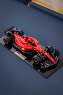 MINIATURA F1 FERRARI F1-75 / C.LECLERC - ESCALA 1:10 COM 53CM